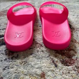 Louis Vuitton | Shoes | Mens Louis Vuitton Waterfront Pool  display picture 1